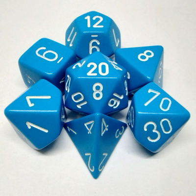 Ensemble de 7 dés polyédriques opaques bleu pâle avec chiffres blancs