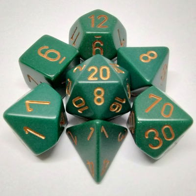 Ensemble de 7 dés polyédriques opaques vert foncé avec chiffres cuivrés